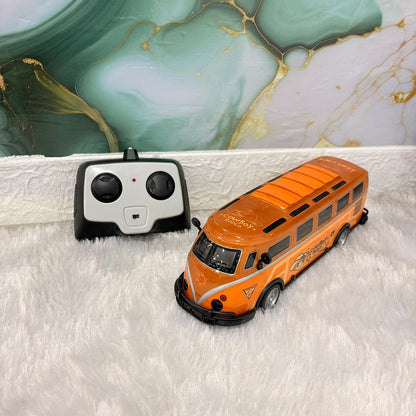 AM7419 Vera 2.4GHz High-Speed RC Van with LED Lights