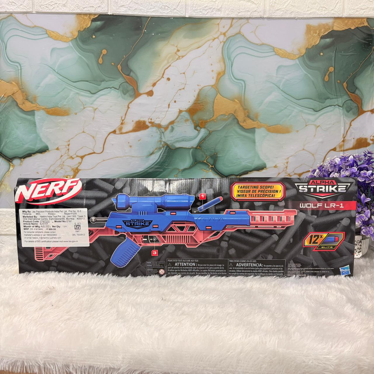AM7421 Strike Wolf LR-1 Blaster with Targeting Scope and 12 Elite Darts