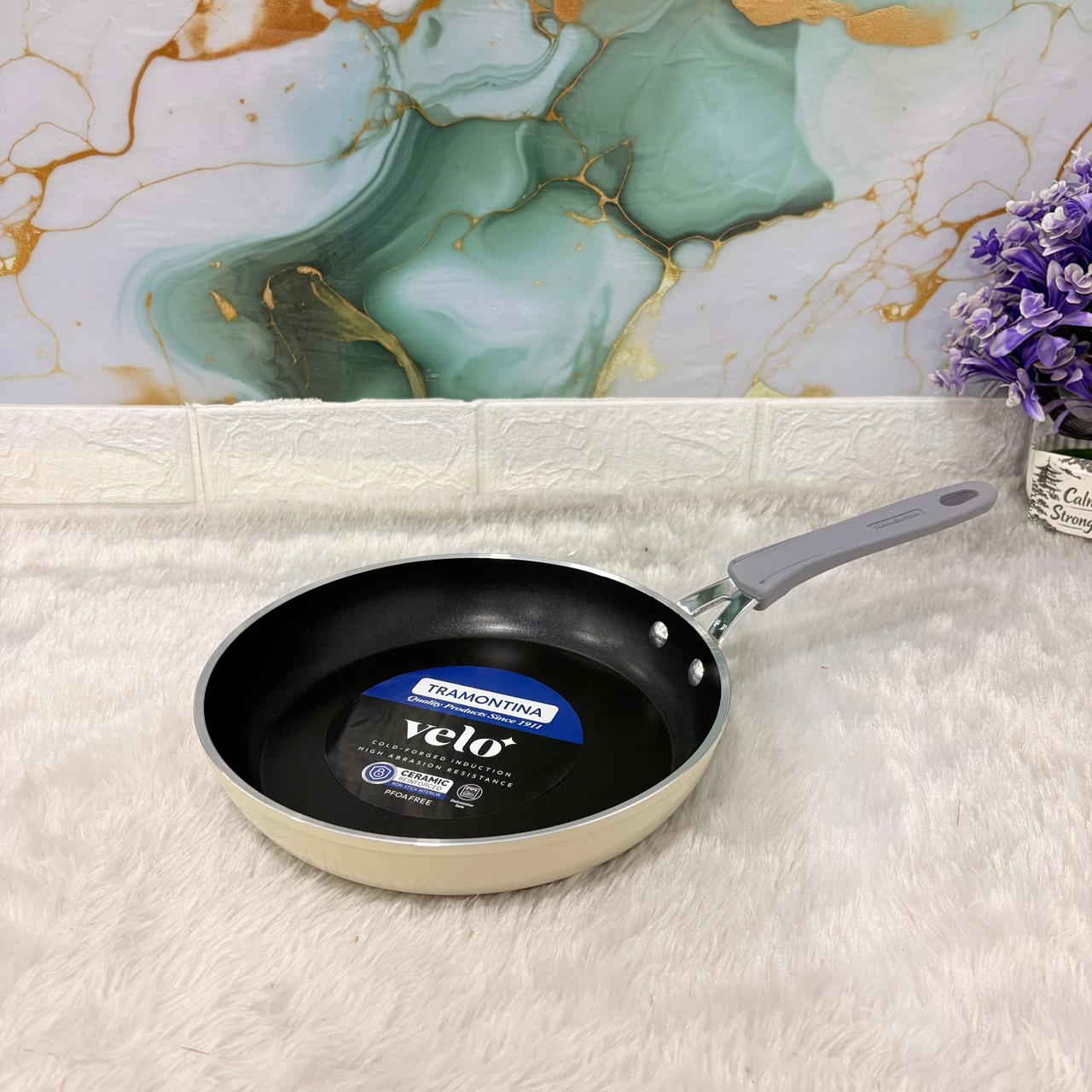 AM7391 Tramontina Velo Forged 24 cm Fry Pan (Sand)