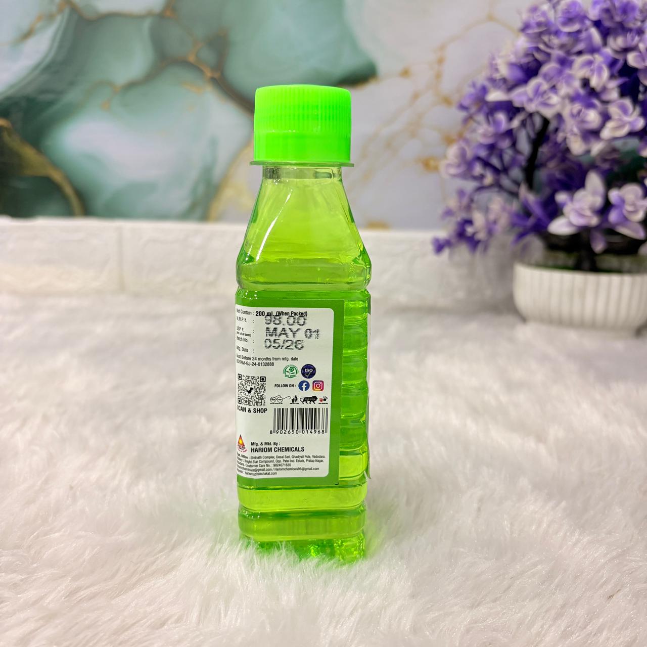 AM7504 Hariom ChakChakat Prentox Camphor Concentrate – Powerful Floor Cleaner & Deodorizer 200ML