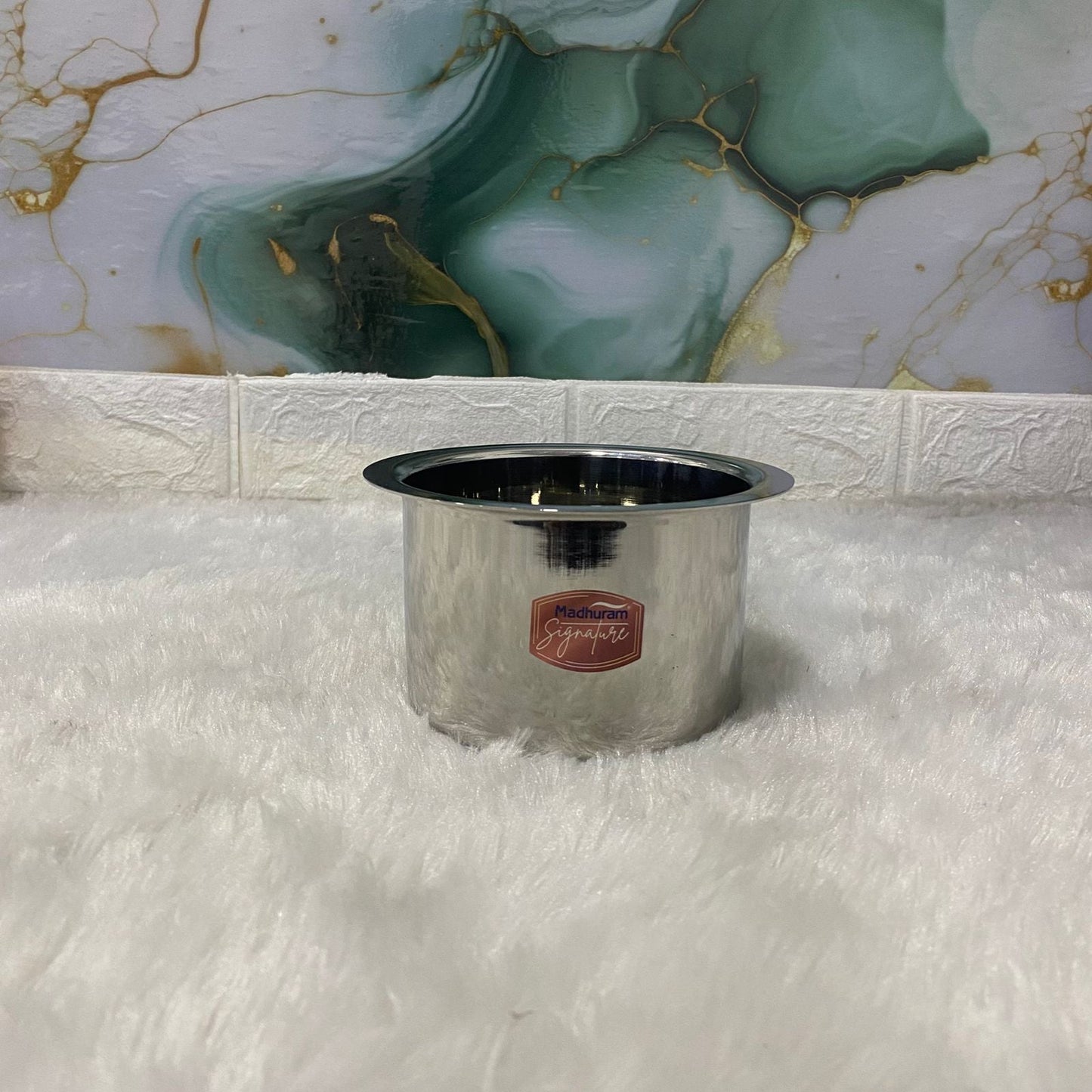 AM7578 Madhuram Signature Premium Stainless Steel Deep Vessel / Container (750 ml, 8x11x11 cm)
