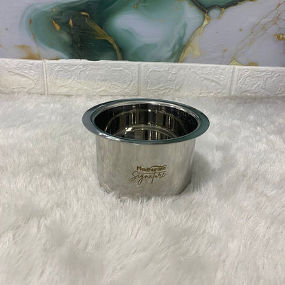 AM7578 Madhuram Signature Premium Stainless Steel Deep Vessel / Container (750 ml, 8x11x11 cm)