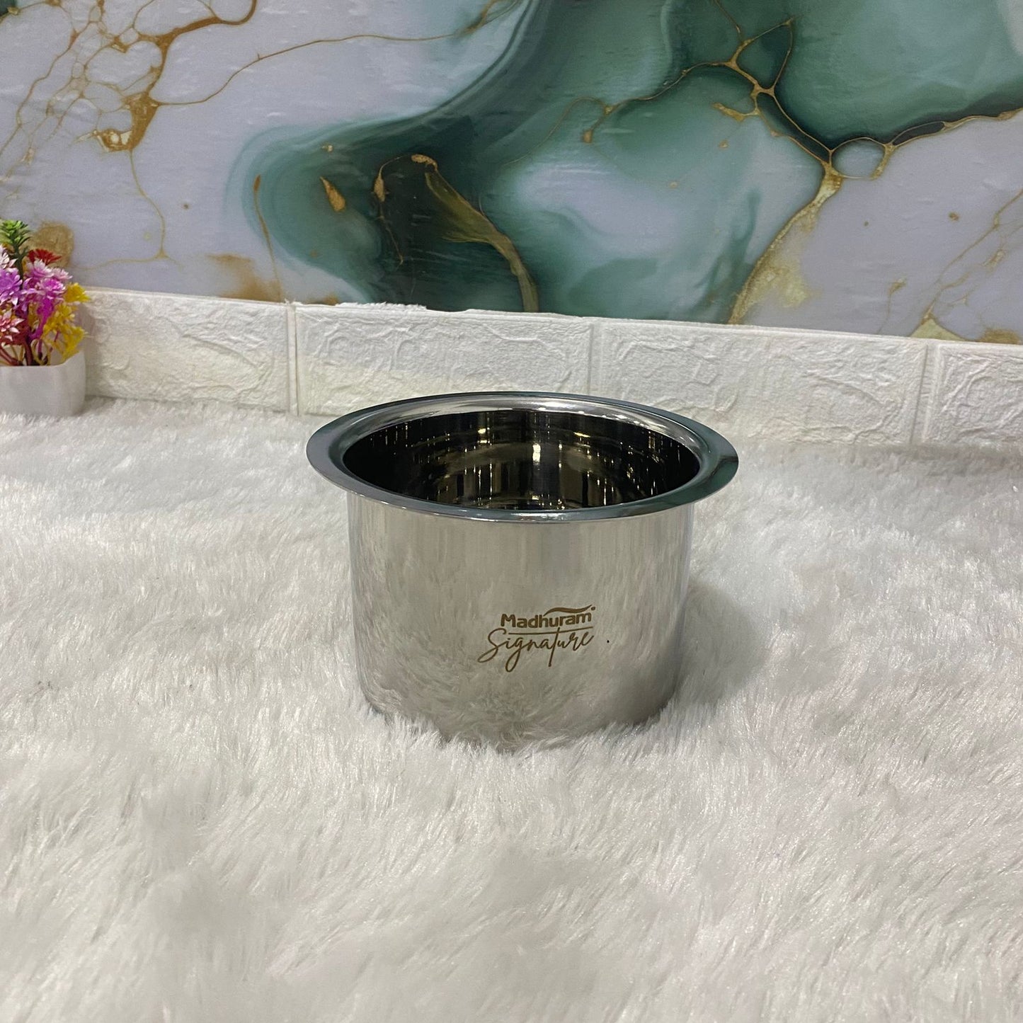 AM7579 Madhuram Signature Premium Stainless Steel Deep Container (1130 ml, 10x12x12 cm)