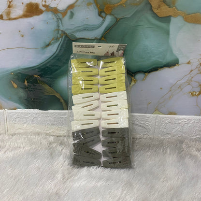 AM7669 Xu Qing Heavy Duty Plastic Clothes Pegs Windproof Laundry Hanging Clips 24 Pcs