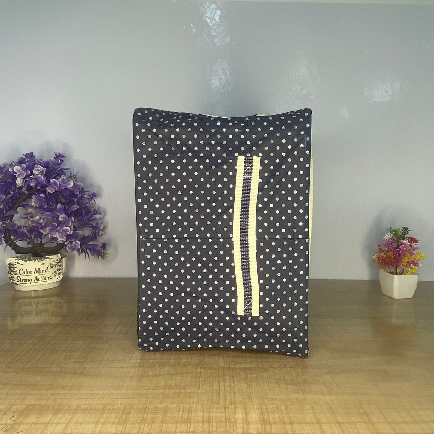 AM7717 Foldable Steel Frame Cloth Organizer for Wardrobe Organizer for Storage Sarees, Shirts, Blankets, Clothes Storage Box with Handle