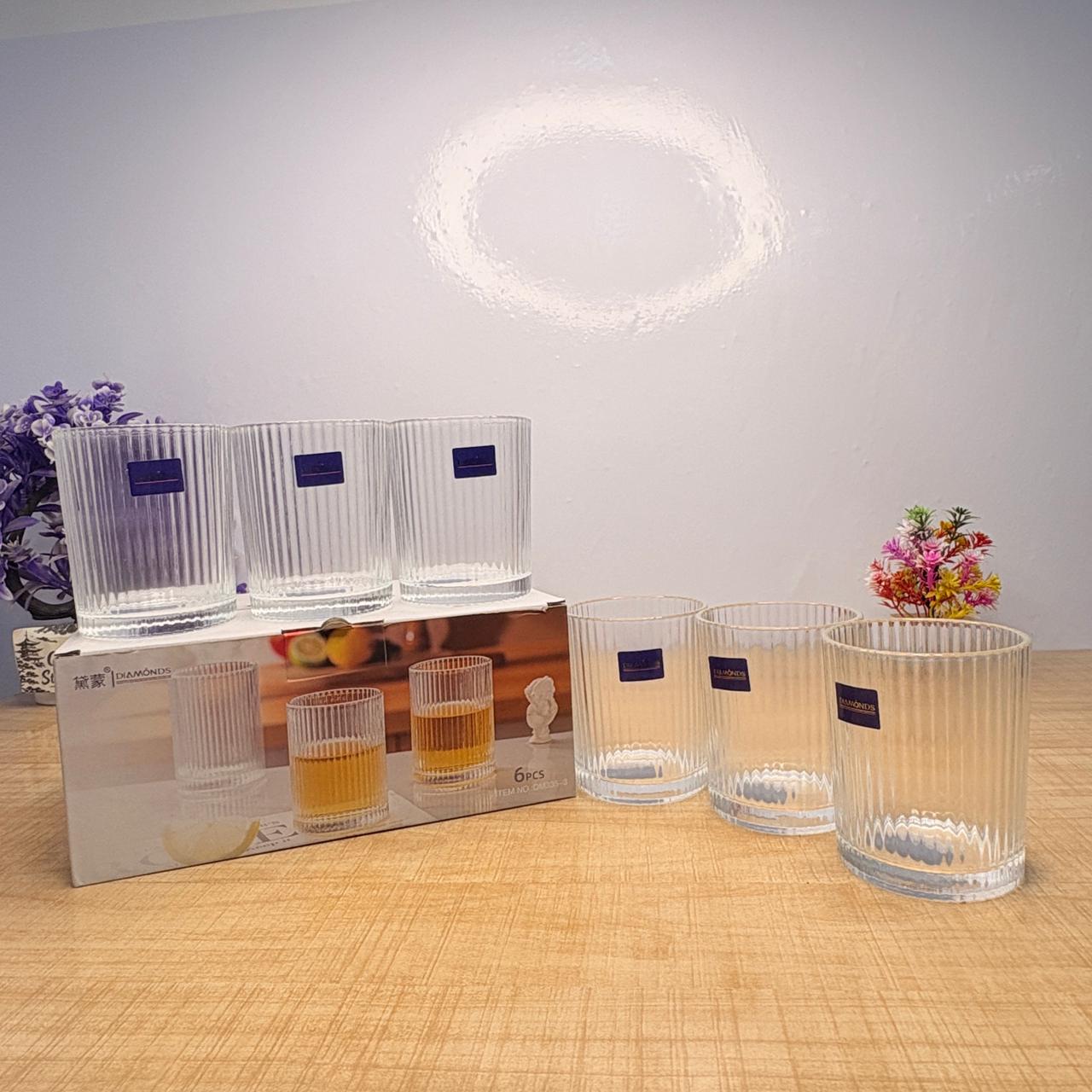 AM7735 MODERN CRYSTAL GLASS RIBBED VASE FOR STYLISH TABLETOP FLOWER DECOR AND HOME ACCENTS