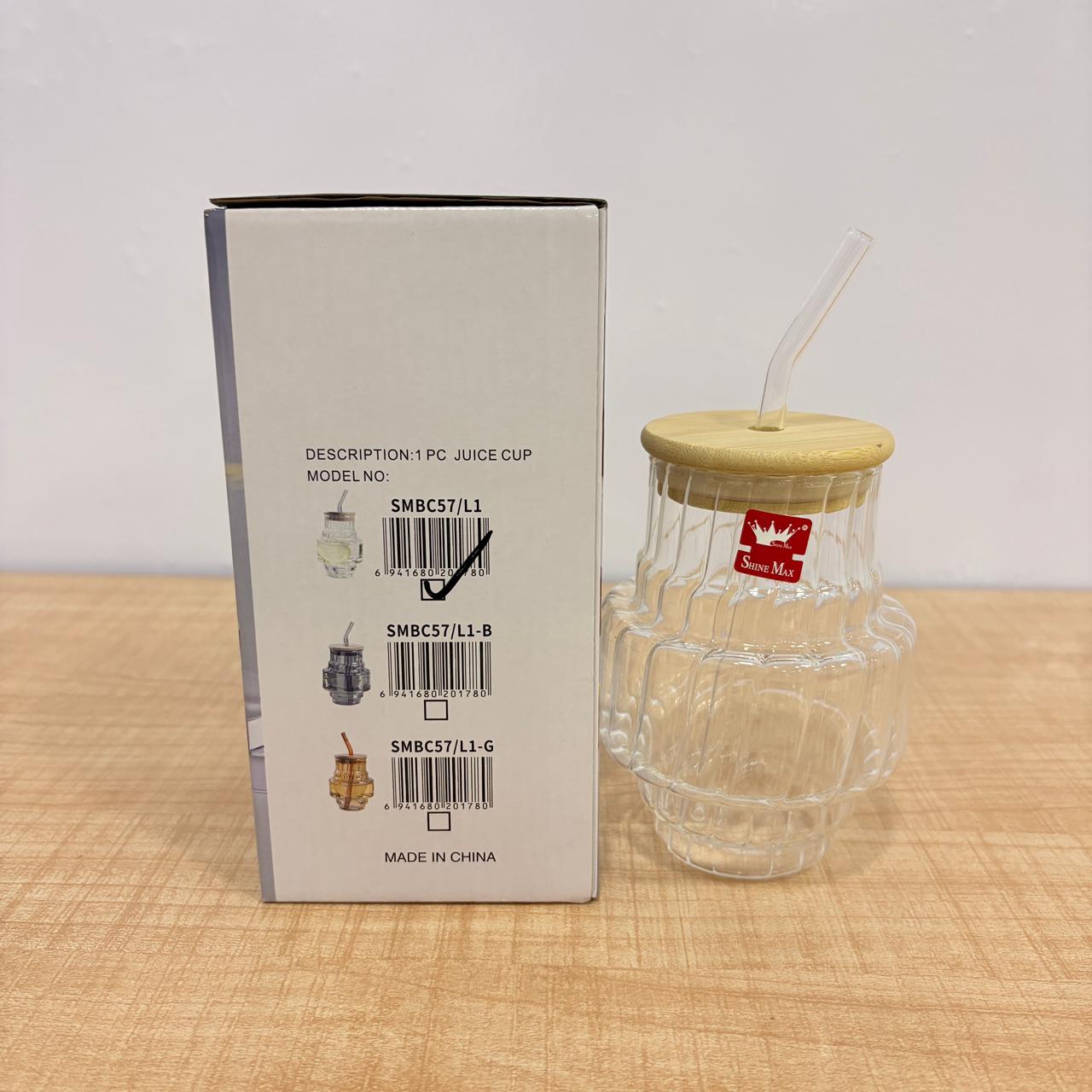 AM7780 RIDGED GLASS TUMBLER FEATURING A NATURAL BAMBOO LID AND REUSABLE MATCHING GLASS STRAW