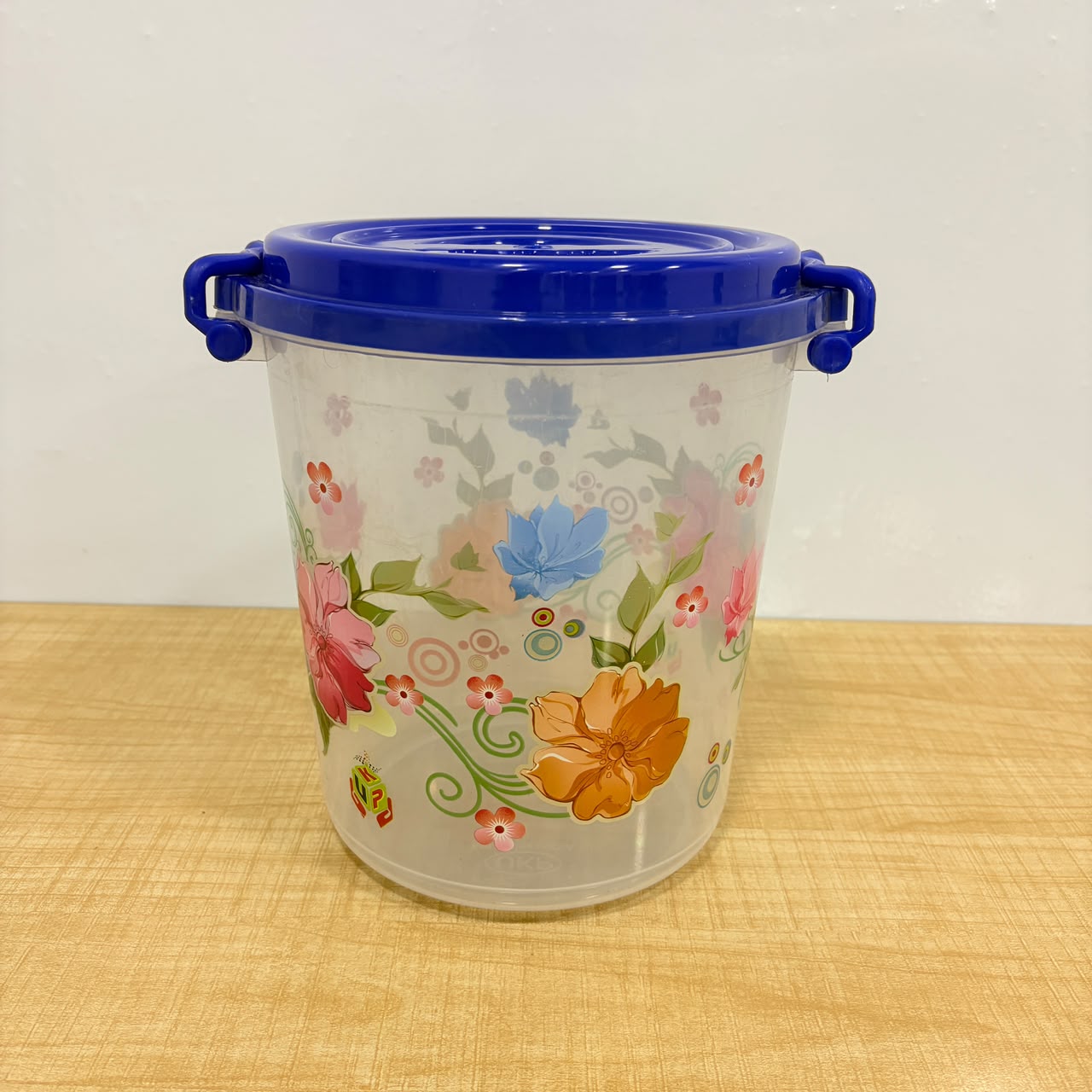 A06556 Round Lock & Lock Printed Plastic Container with Lid - 7500ml