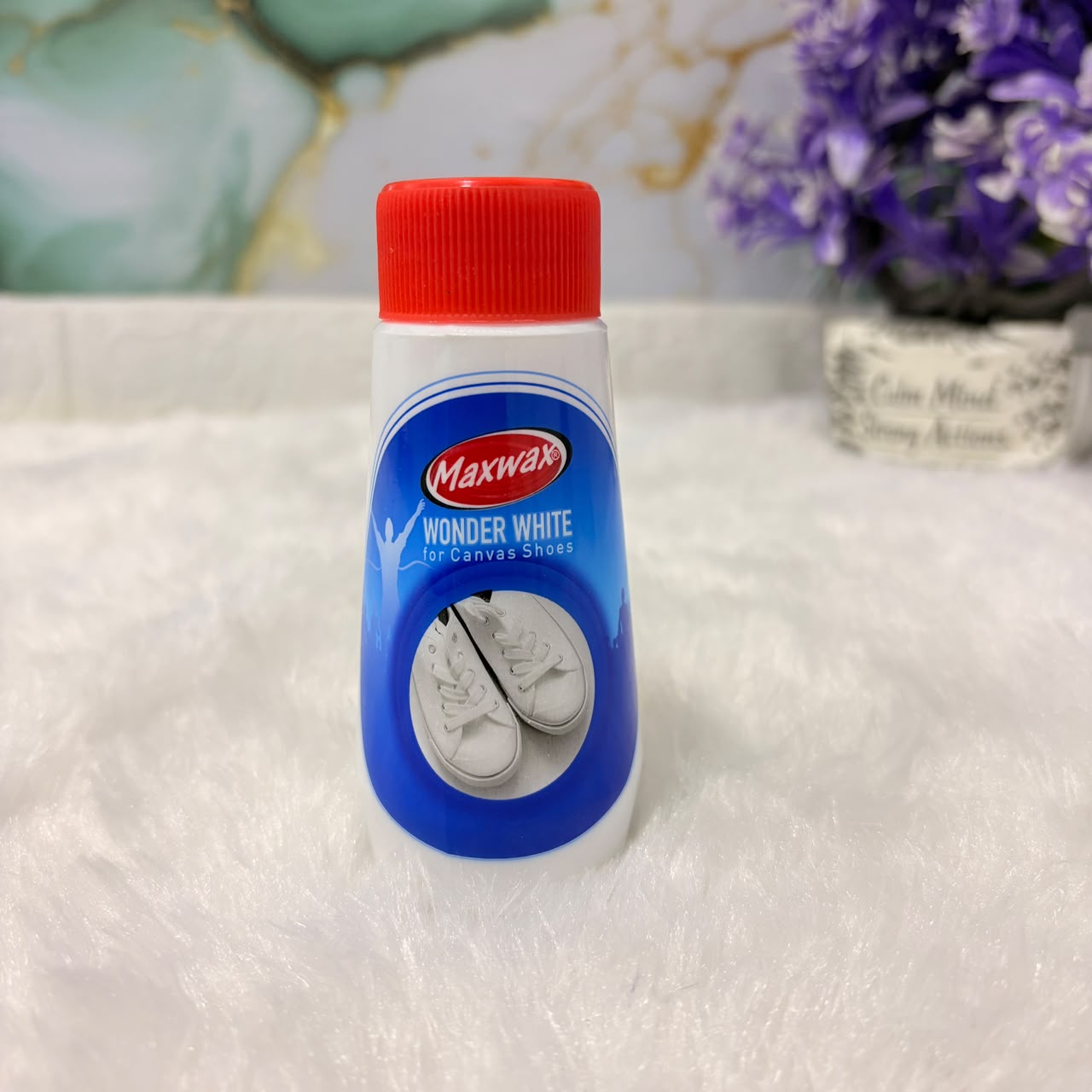 A06567 Maxwax Wonder White Liquid Polish for Canvas Shoes (120g)