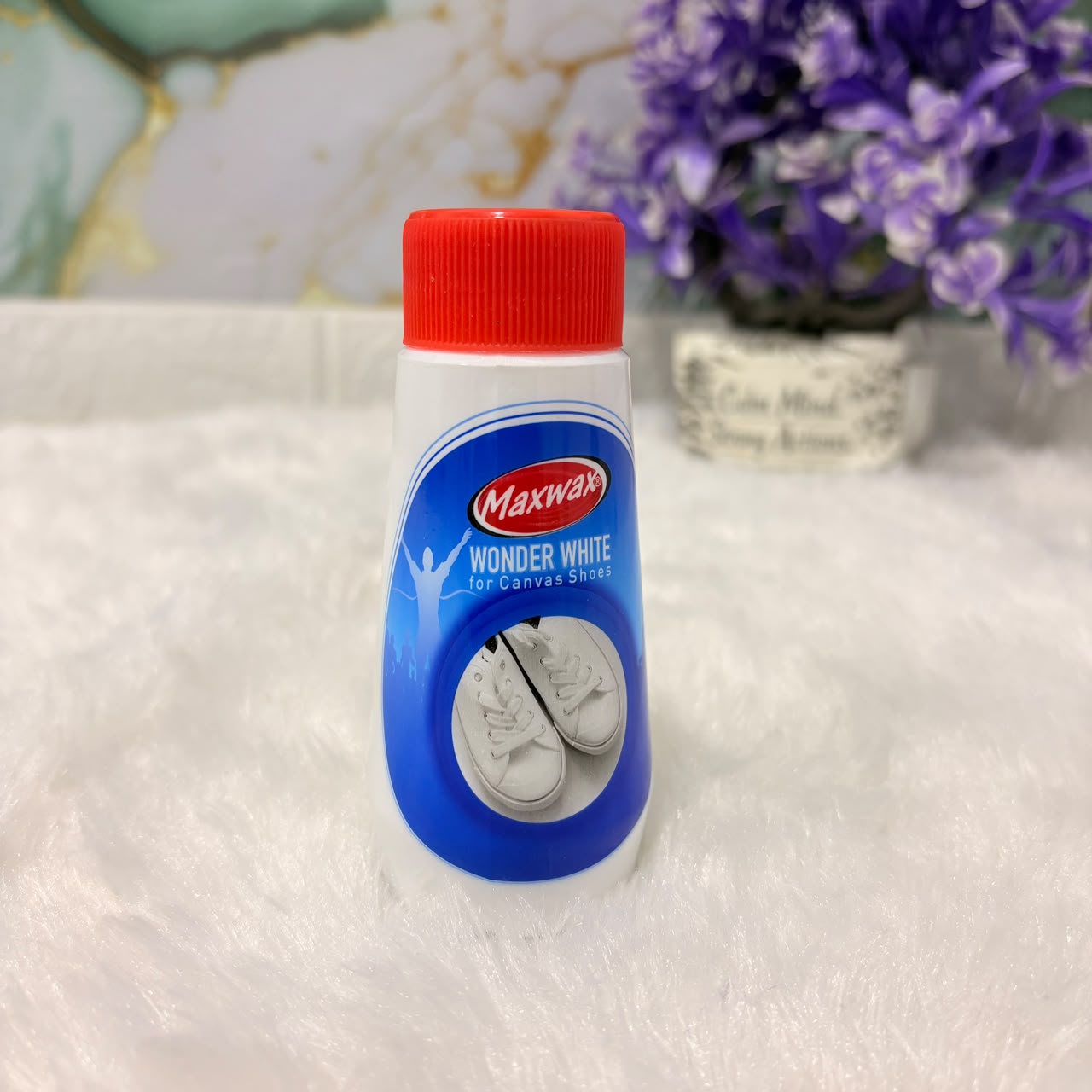 A06567 Maxwax Wonder White Liquid Polish for Canvas Shoes (120g)