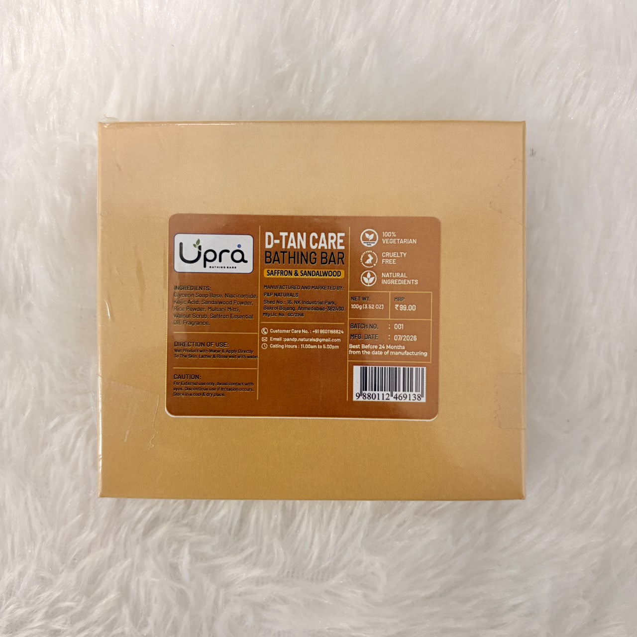 A06648 Upra Handmade D-Tan Care Bathing Soap – Saffron & Sandalwood (100g)