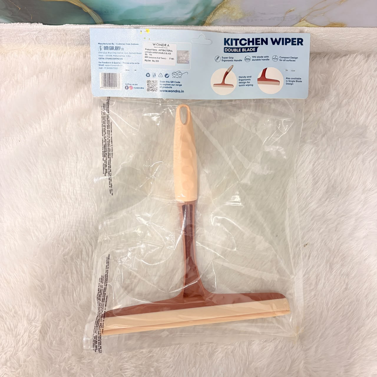 A06671 Wondra Antibacterial Kitchen Wiper with Double Blade