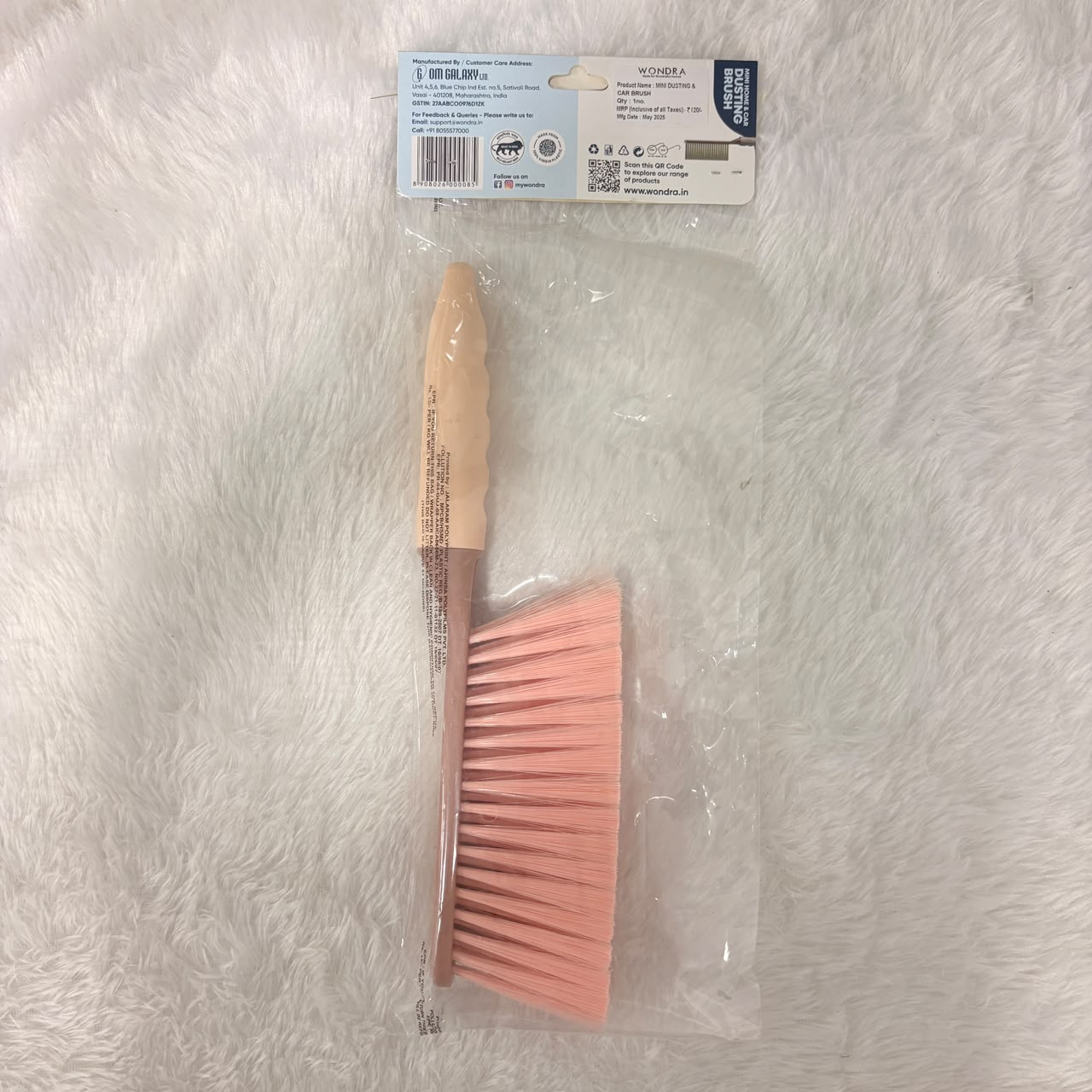A06676 Wondra Mini Home & Carpet Dusting Brush