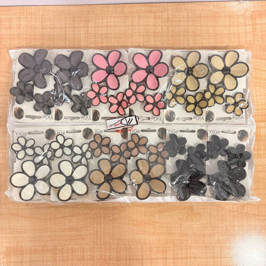 A06717 Floral Matte Hair Claw Clip Set (3-Piece Pack) – Korean Style Matte Daisy Hair Accessories
