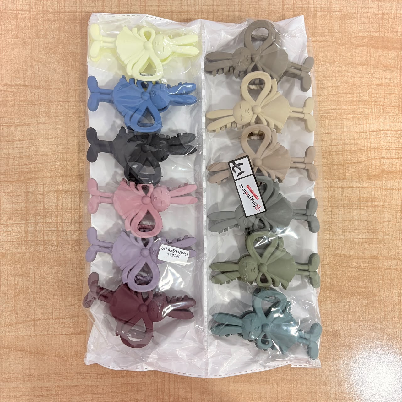A06723 Cute Cartoon Bunny Matte Hair Claw Clip