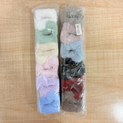 A06716 Plush Furry Hair Claw Clips – Soft Faux Fur Hair Catch Jaw Clips for Women & Girls