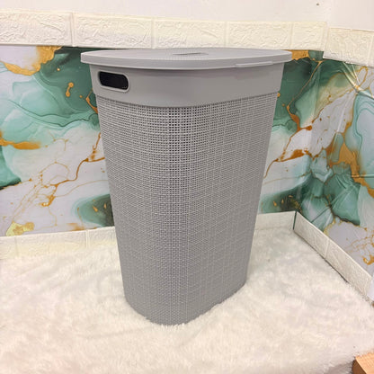A06744 Crystal Polyworks Woods Plastic Laundry Basket with Lid
