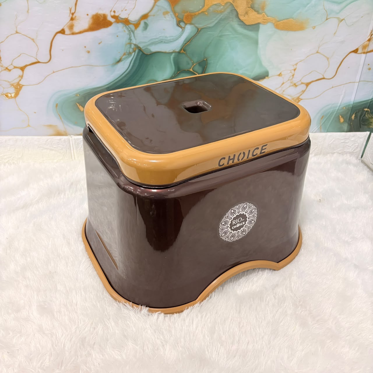 A06746 Choice Rio Plastic Bathroom Stool (10 Inch)