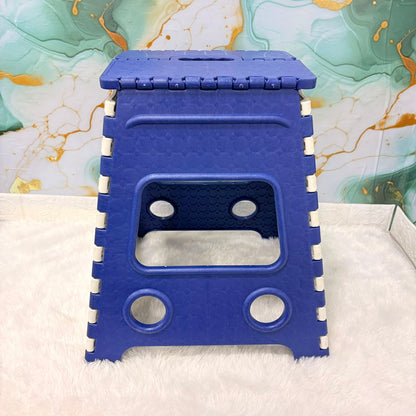 AM4526 Foldable Heavy-Duty Plastic Step Stool - 18 inch with Carrying Handle