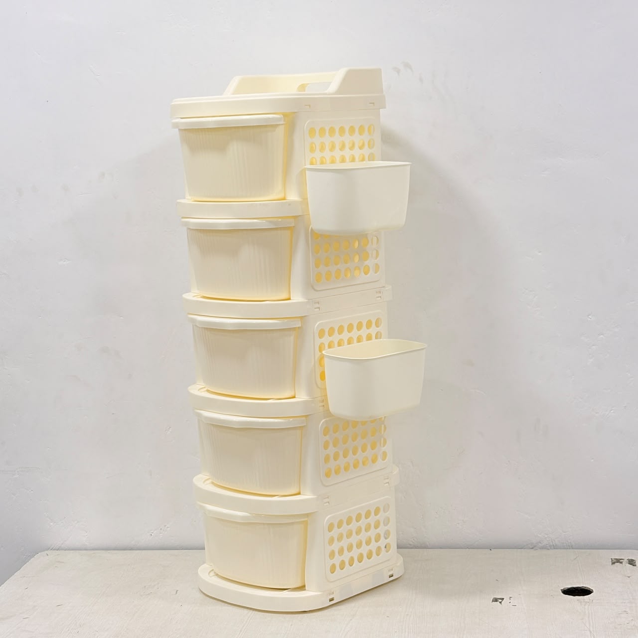 A06753 5xl Modular Plastic Storage Drawer Organizer with Side Hanging Cups
