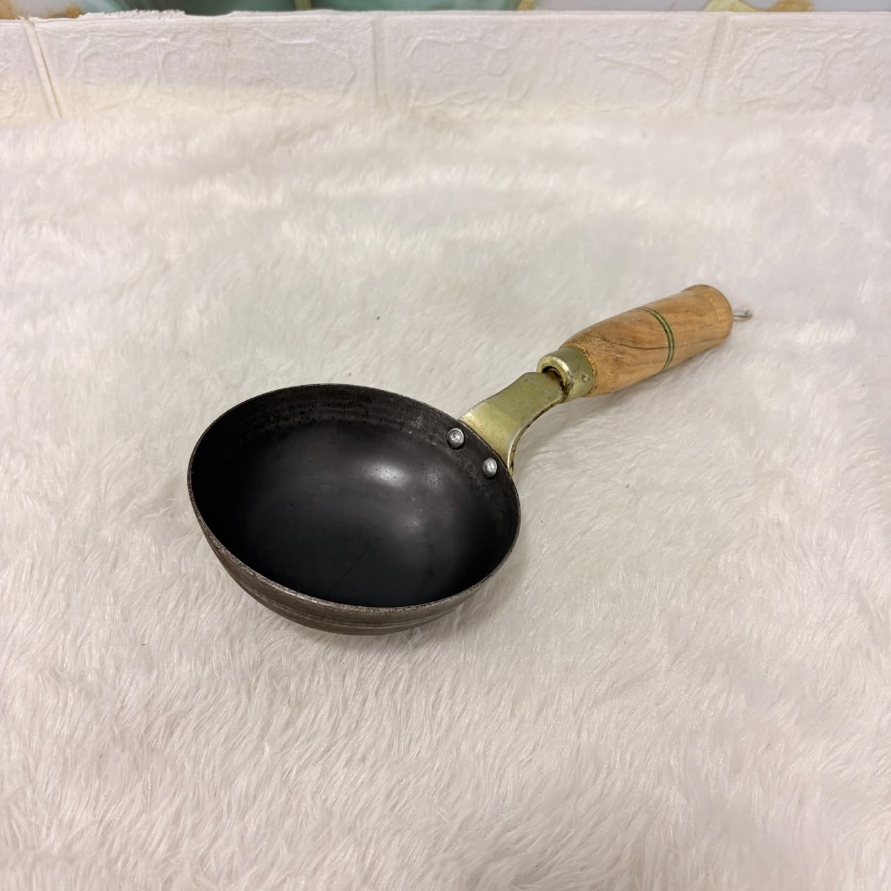 A06775 Heavy Duty Iron Tadka Pan with Wooden Handle (No. 5)