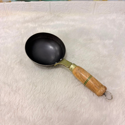A06775 Heavy Duty Iron Tadka Pan with Wooden Handle (No. 5)