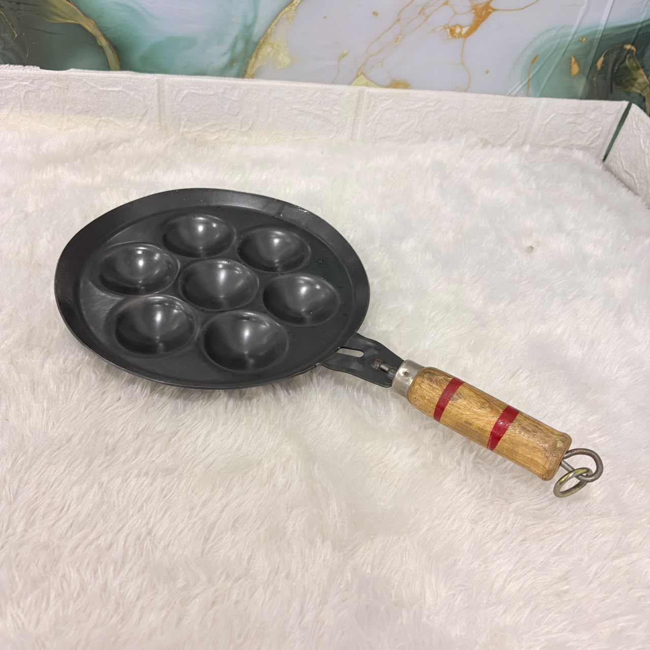 A06779 7-Cavity Non-Stick Appam Pan with Sturdy Wooden Handle (APPAM PAN SVP RC 10)
