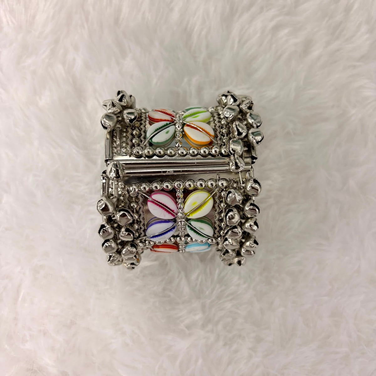 A06906 Oxidised Silver-Plated Multicolor Cowrie Shell & Ghungroo Broad Cuff Bangle