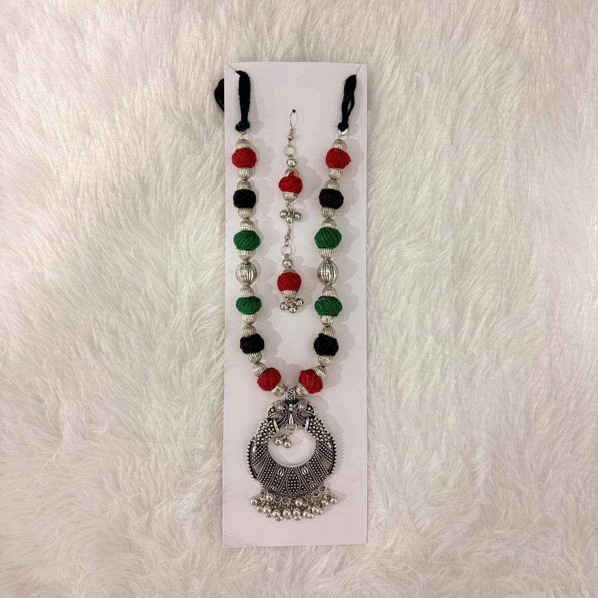 A06919 Handcrafted Oxidized Silver & Thread Bead Jewellery Set with Earrings