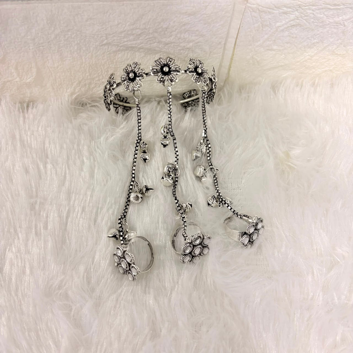 A06925 Oxidized Silver Floral Hathphool Bracelet with 3 Attached Rings