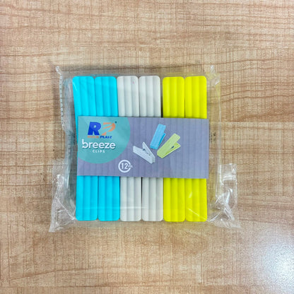 A06953 Breeze Plastic Cloth Clips (Set of 12)