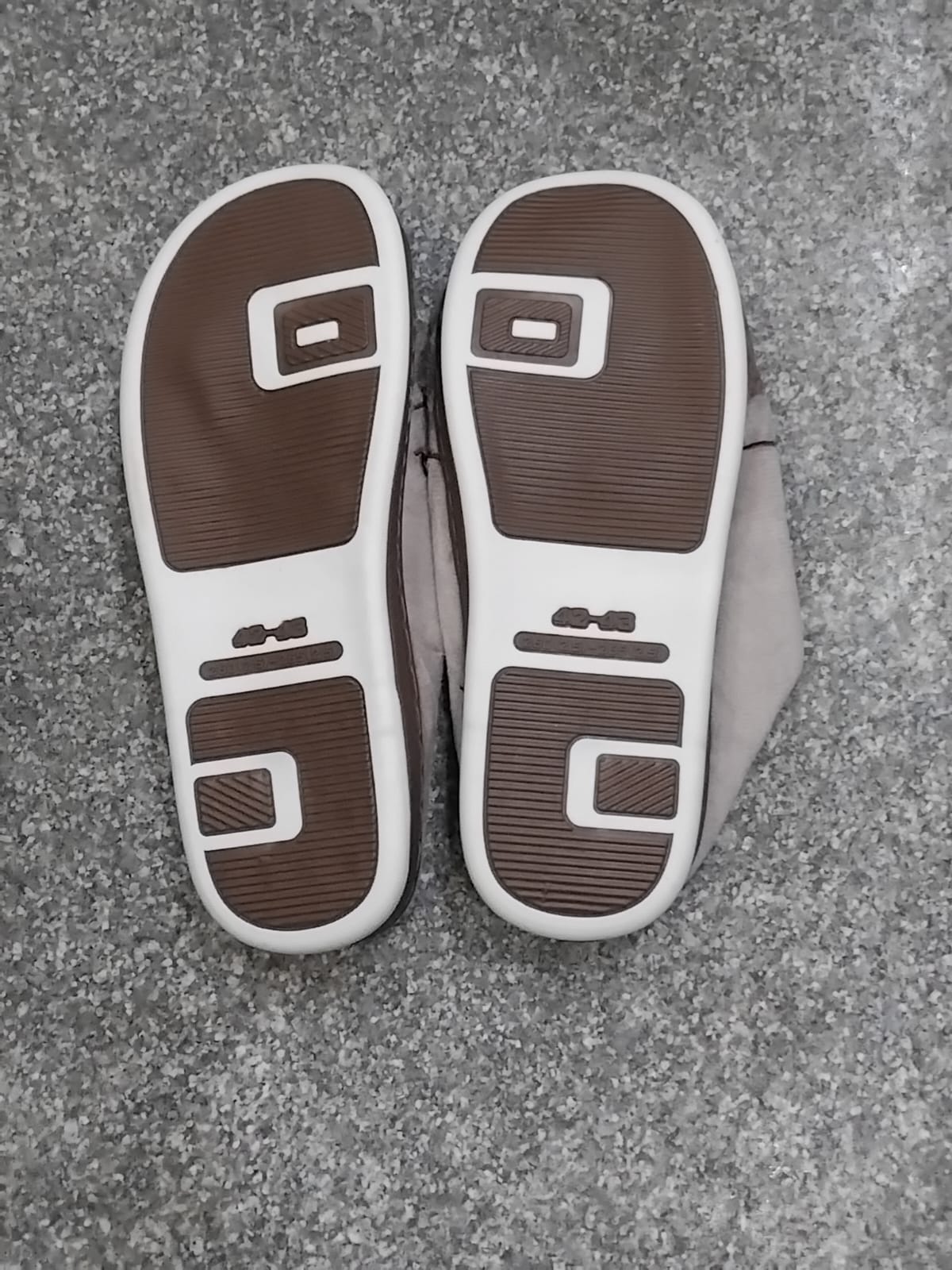 AM2432 Soft winter Slippers Men & Women - Size-42, 43 (Multicolour)