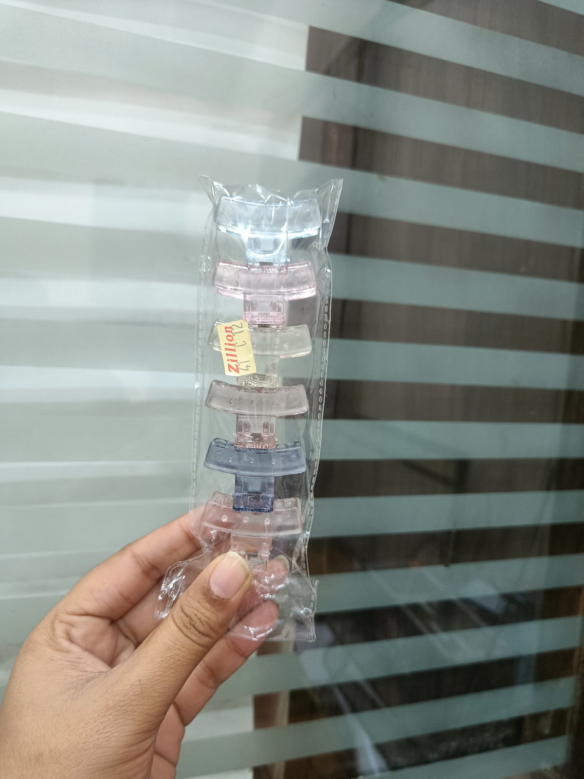 AM1228 Zillon multicolur Transparent Hair Claw Clips 6pcs NO41