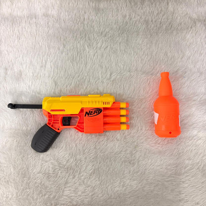 AM7422 Nerf Alpha Strike Fang QS-4 Targeting Set with 8 Elite Darts and 4 Targets