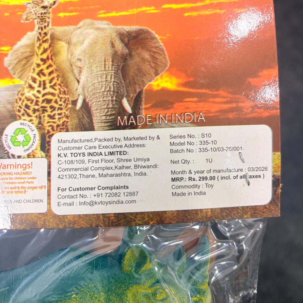 A06484 Wild Animals Plastic Figures Playset (Pack of 10+ Figures)