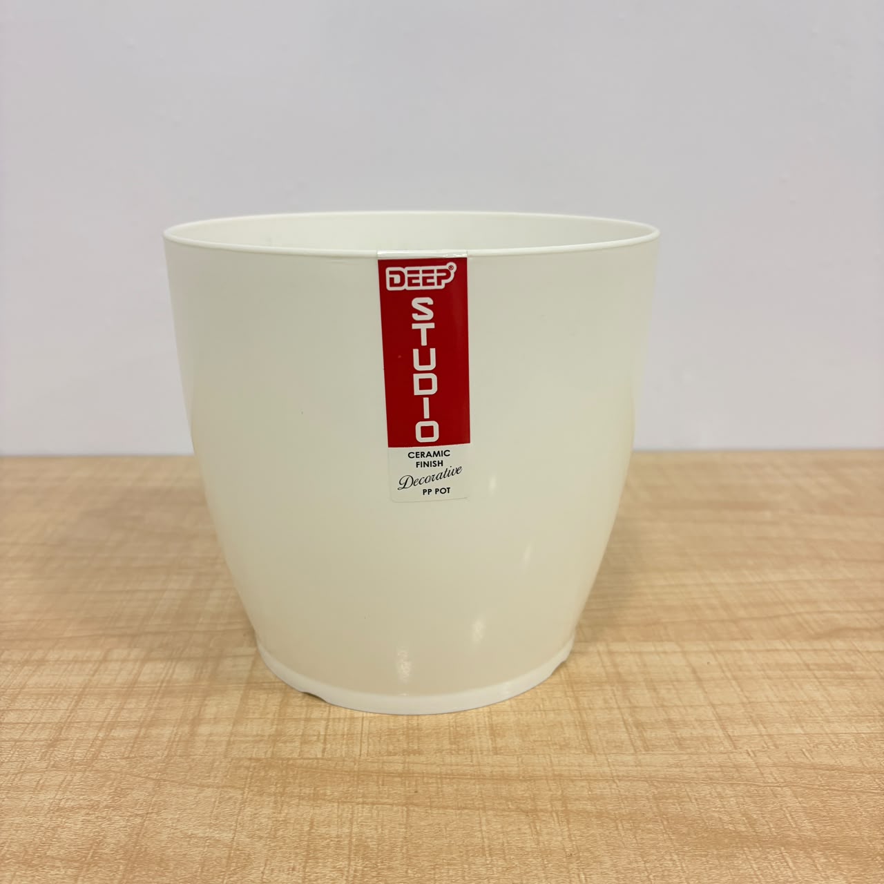 A06537 6-Inch Premium White Plastic Planter Pot (Pack of 1)