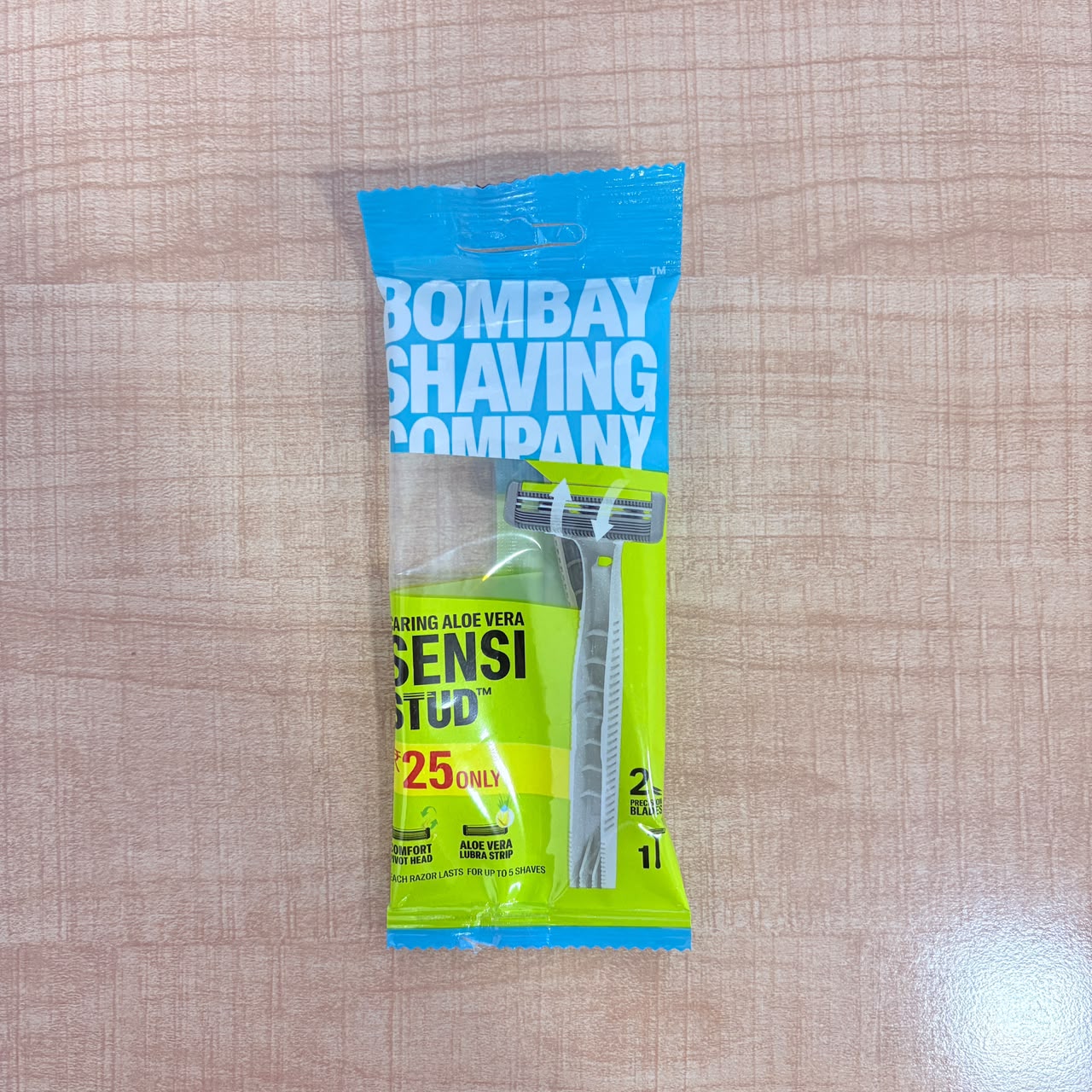 A06614 Bombay Shaving Company Sensi Stud Disposable Razor (1 Pc)