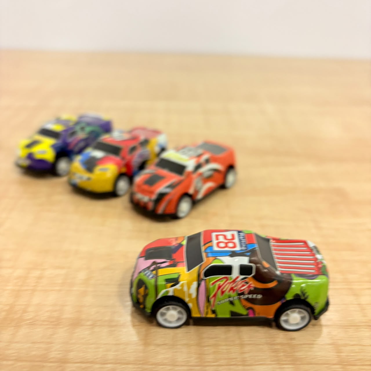 A06631 6.8cm Die-Cast Metal Pull-Back Racing Car Toy Set (4 Pcs Pack, Mixed Models) (Item No : 1103)