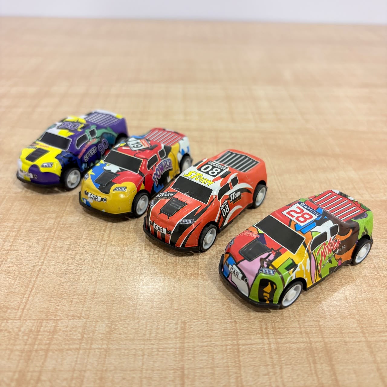 A06631 6.8cm Die-Cast Metal Pull-Back Racing Car Toy Set (4 Pcs Pack, Mixed Models) (Item No : 1103)