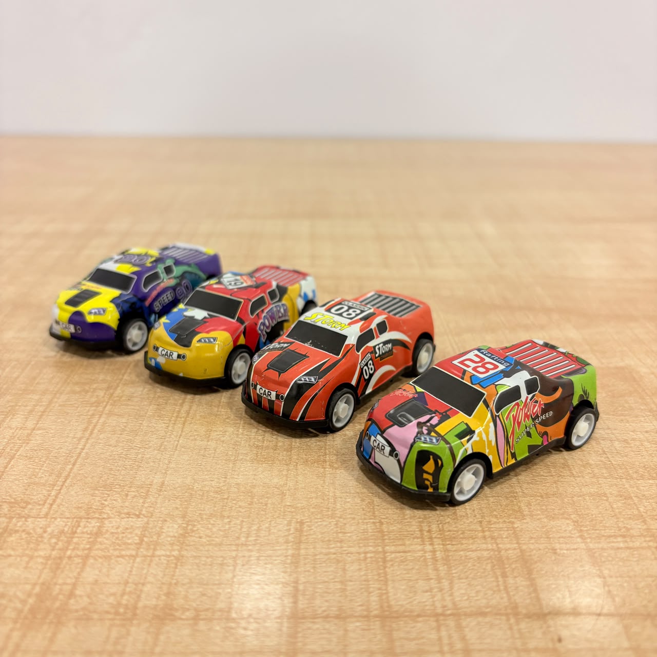 A06631 6.8cm Die-Cast Metal Pull-Back Racing Car Toy Set (4 Pcs Pack, Mixed Models) (Item No : 1103)