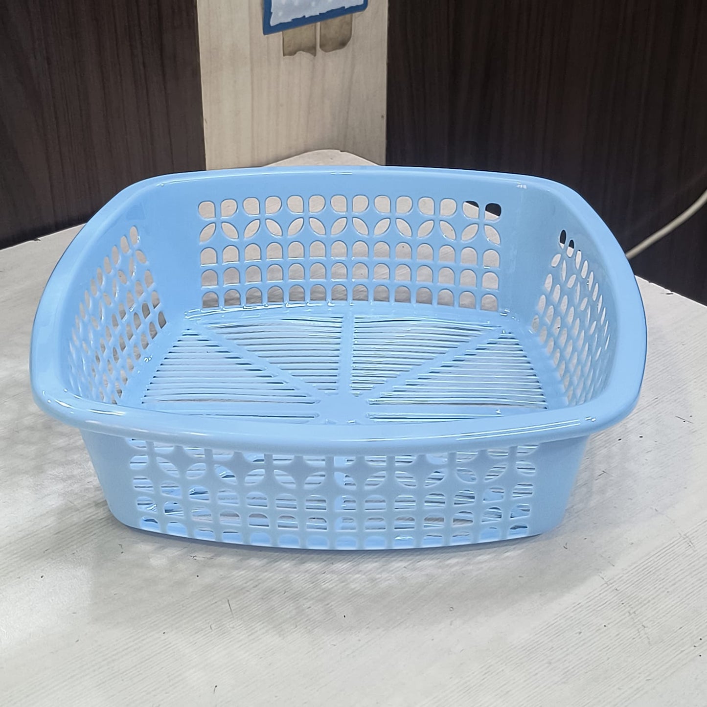 AM5296 Square Plastic Storage Basket 1pc