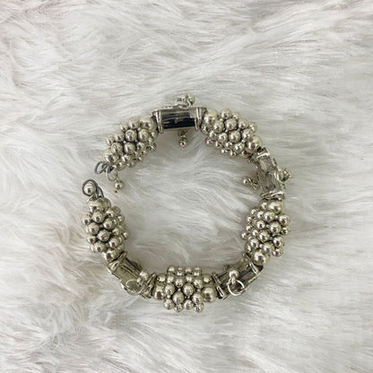 Di0214 Oxidized Peacock Feather Design Silver Bracelet