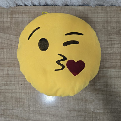 AM6980 Winking Kiss Emoji Plush Cushion Pillow